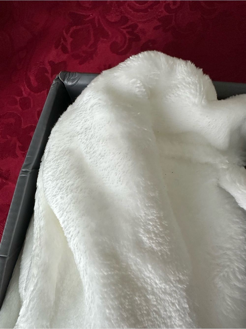 NWT Etoile New York White Luxury Velvet Spa Robe One Size New In Box - Picture 6 of 12